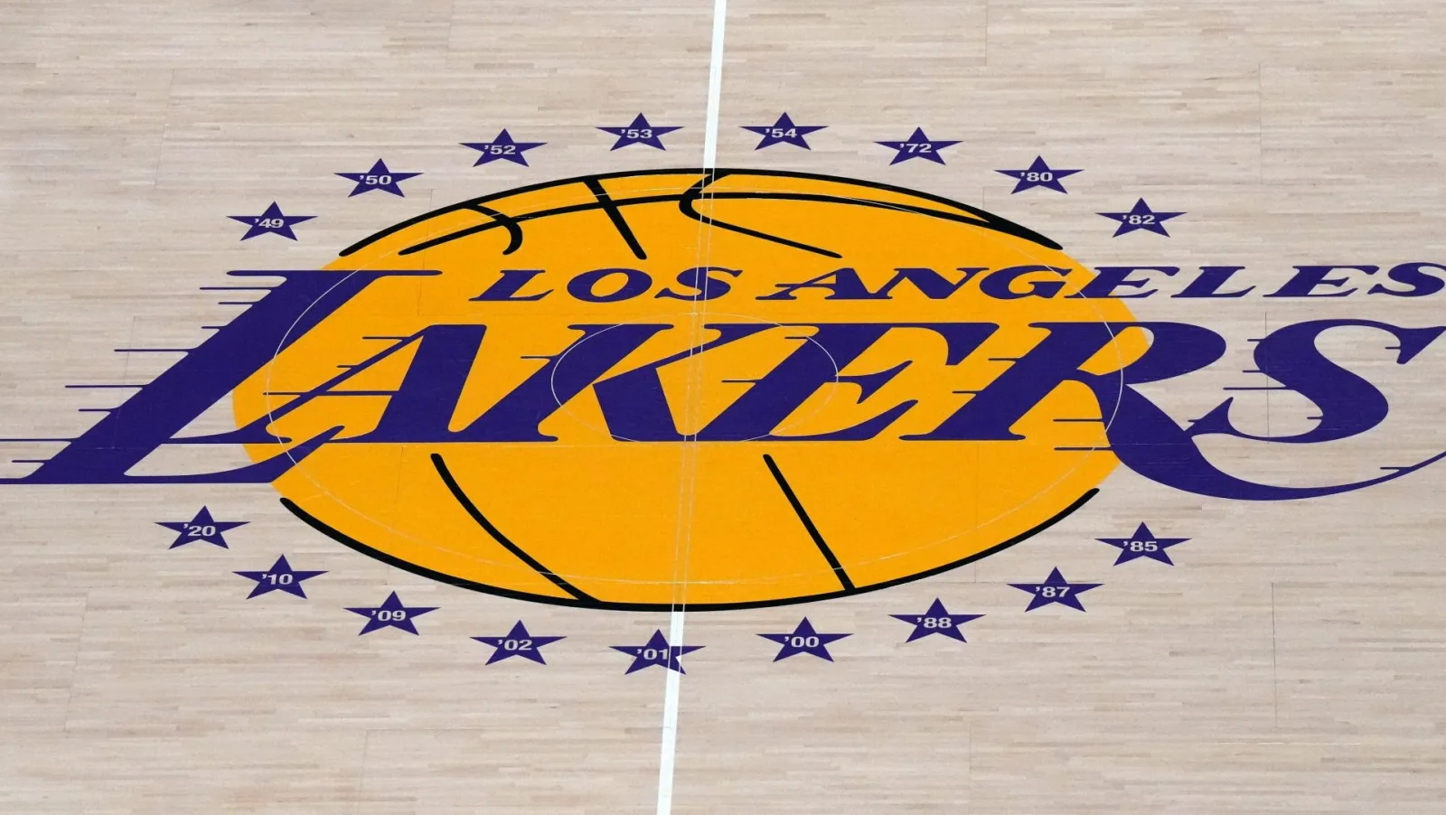 Venta de los Lakers a Kushner e Iger sorprende a la clase propietaria de la NBA
