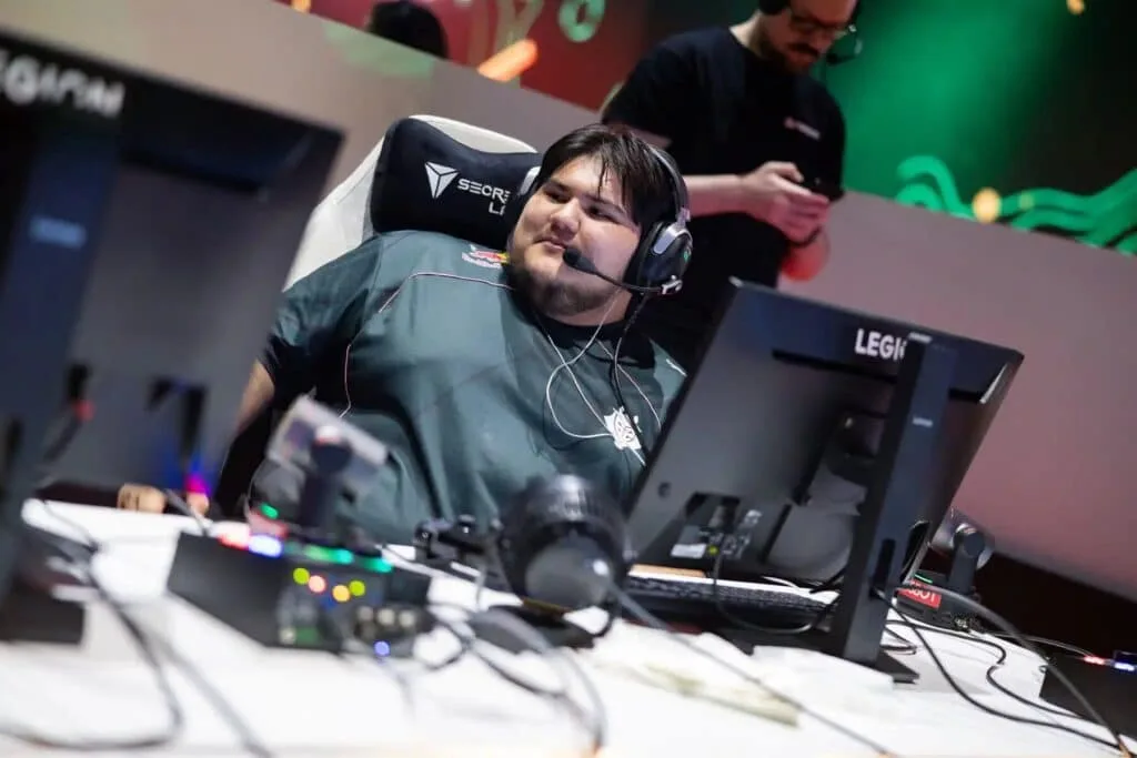 Warzone enfrenta riesgos en su escena competitiva por el uso controvertido de mejoras de audio