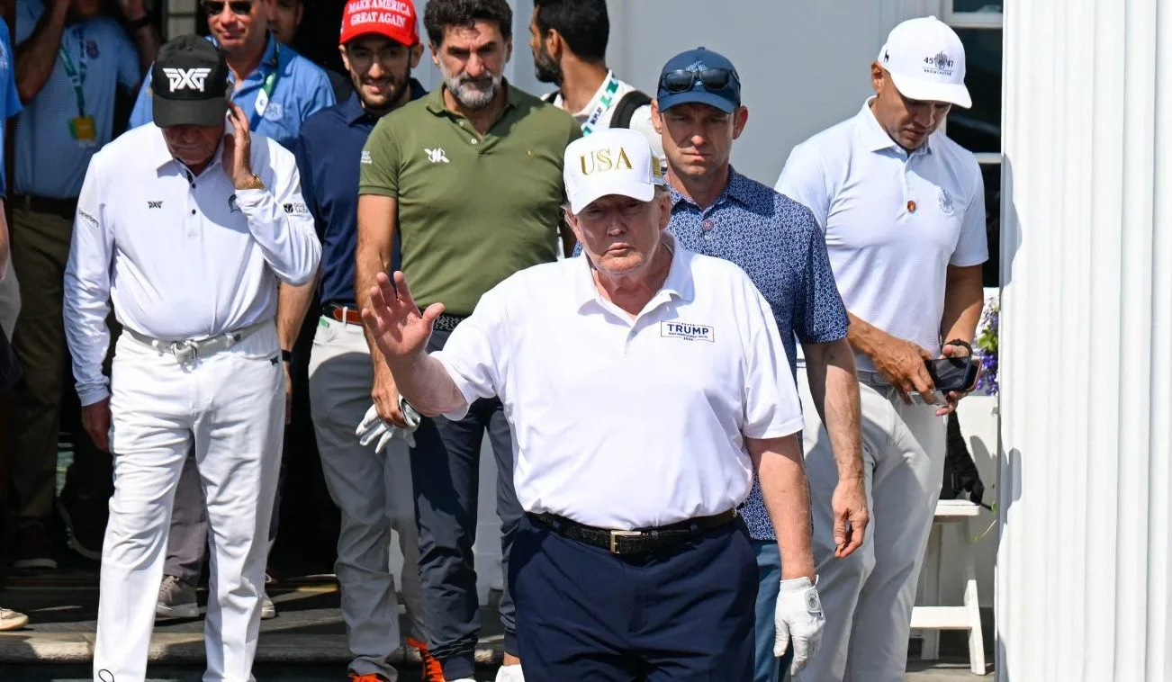 Yasir Al-Rumayyan reaparece en torneo LIV Golf en medio de búsqueda de financiamiento