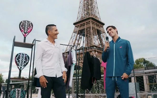 Juan Lebrón presenta su nueva colección de Babolat en un evento junto a la Torre Eiffel